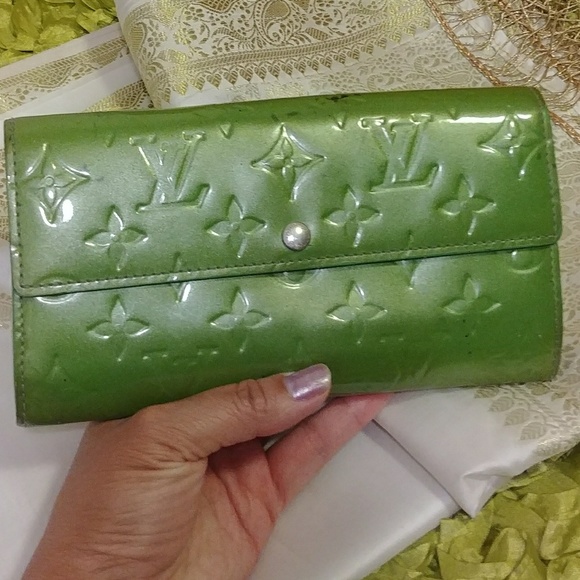 Louis Vuitton Handbags - sale⚡Authentic🌸 Louis  green verniswallet